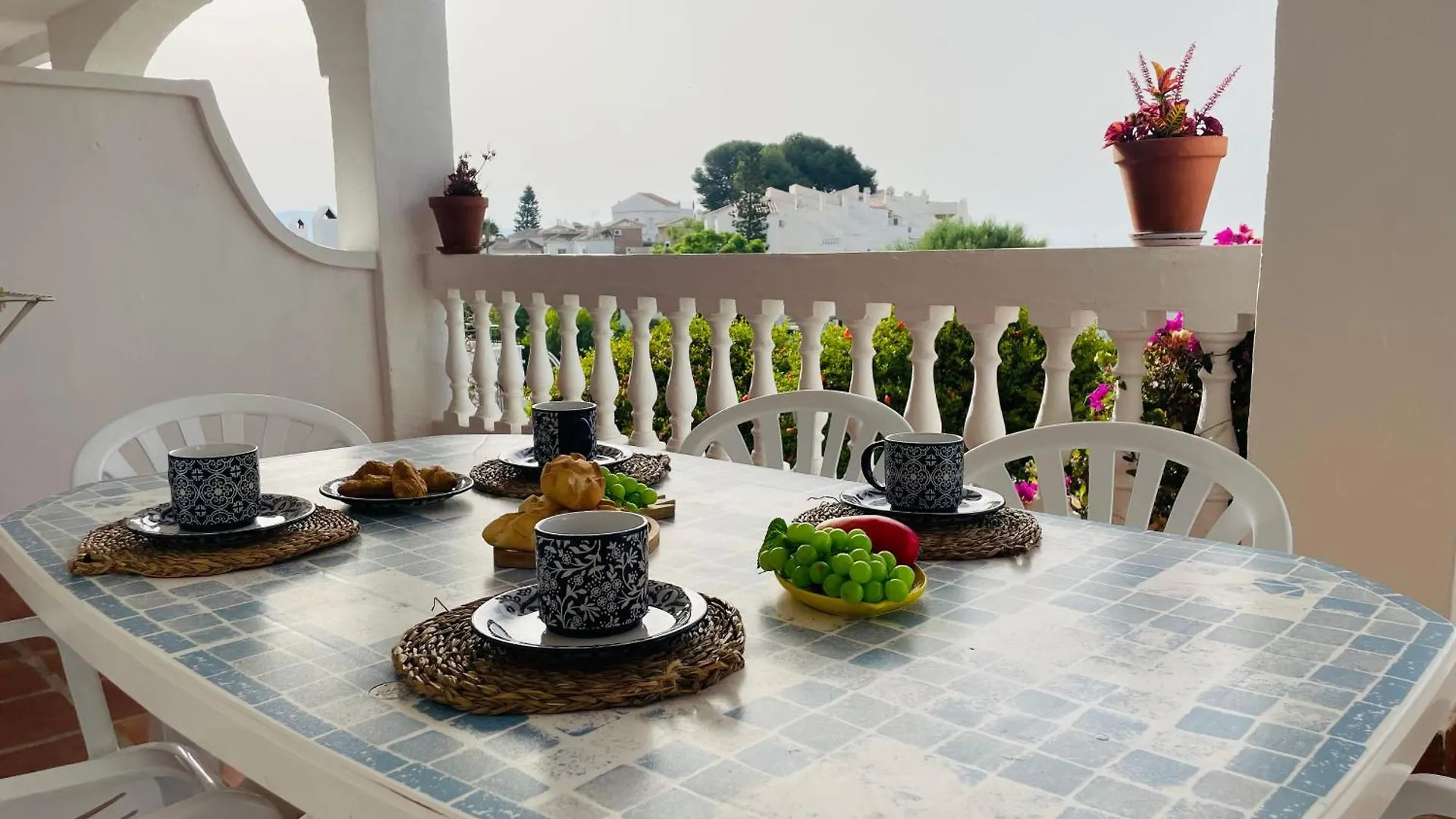 Apartament Adosado Tropicana En Nerja