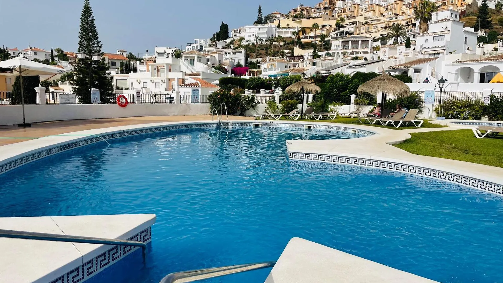 Adosado Tropicana En Nerja